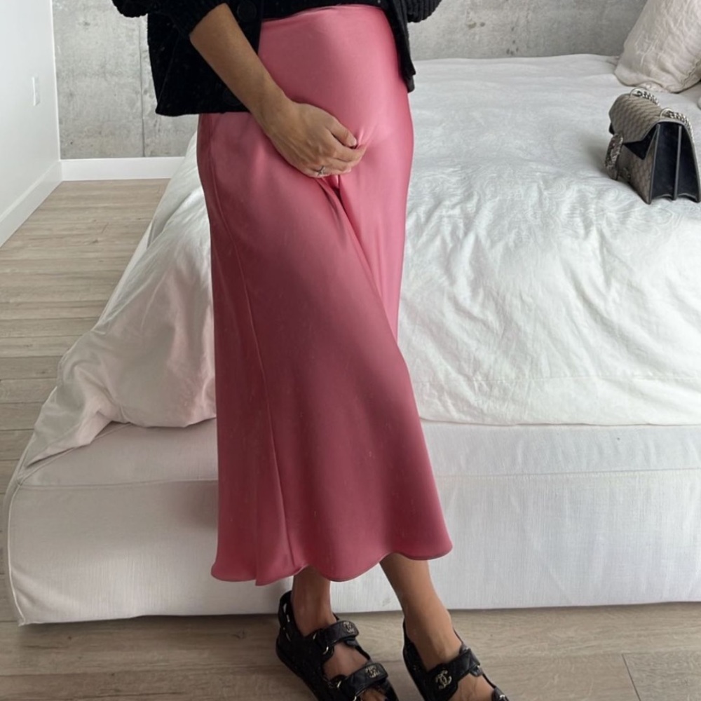 Zara pink satin skirt